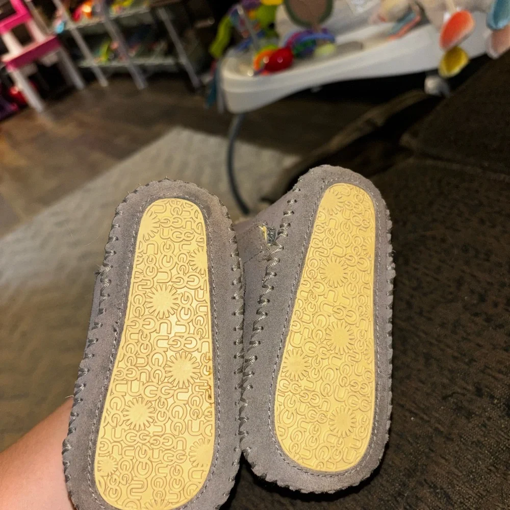 UGG toddler uggs